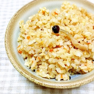 炊飯器で♪しめじと油揚げの炊き込みご飯✿(玄米)